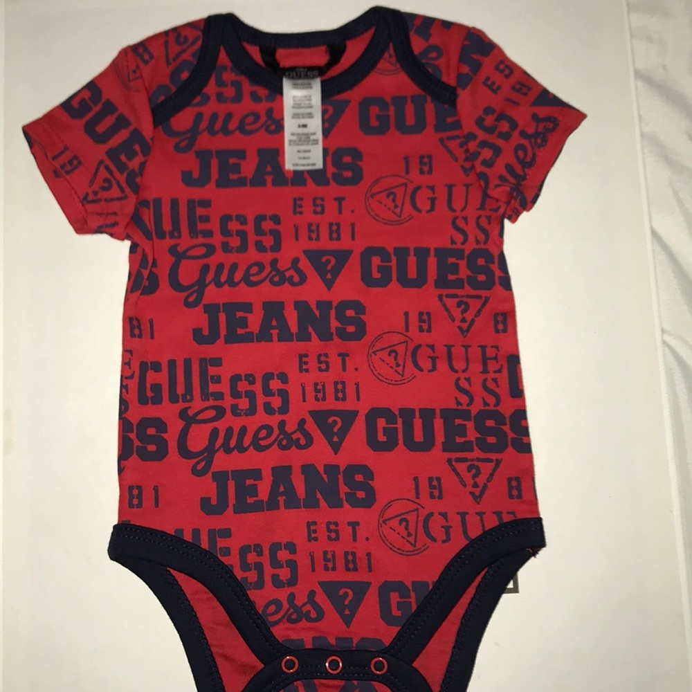 Guess onesie 3-6m
